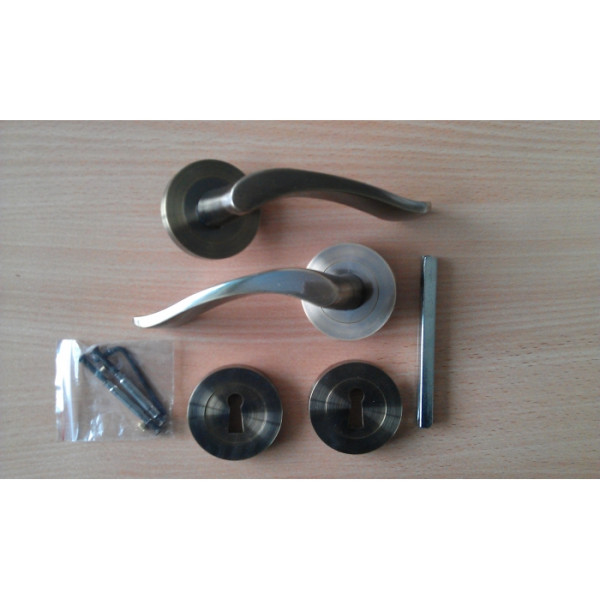 0024 ARTE Door handles with rosettes, set, patina